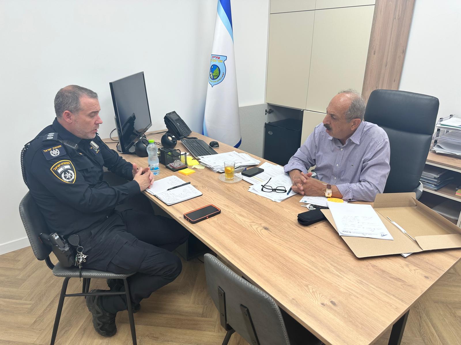 מפקד חדש לשיטור העירוני באור עקיבא: שי קינדזור נכנס לתפקיד 