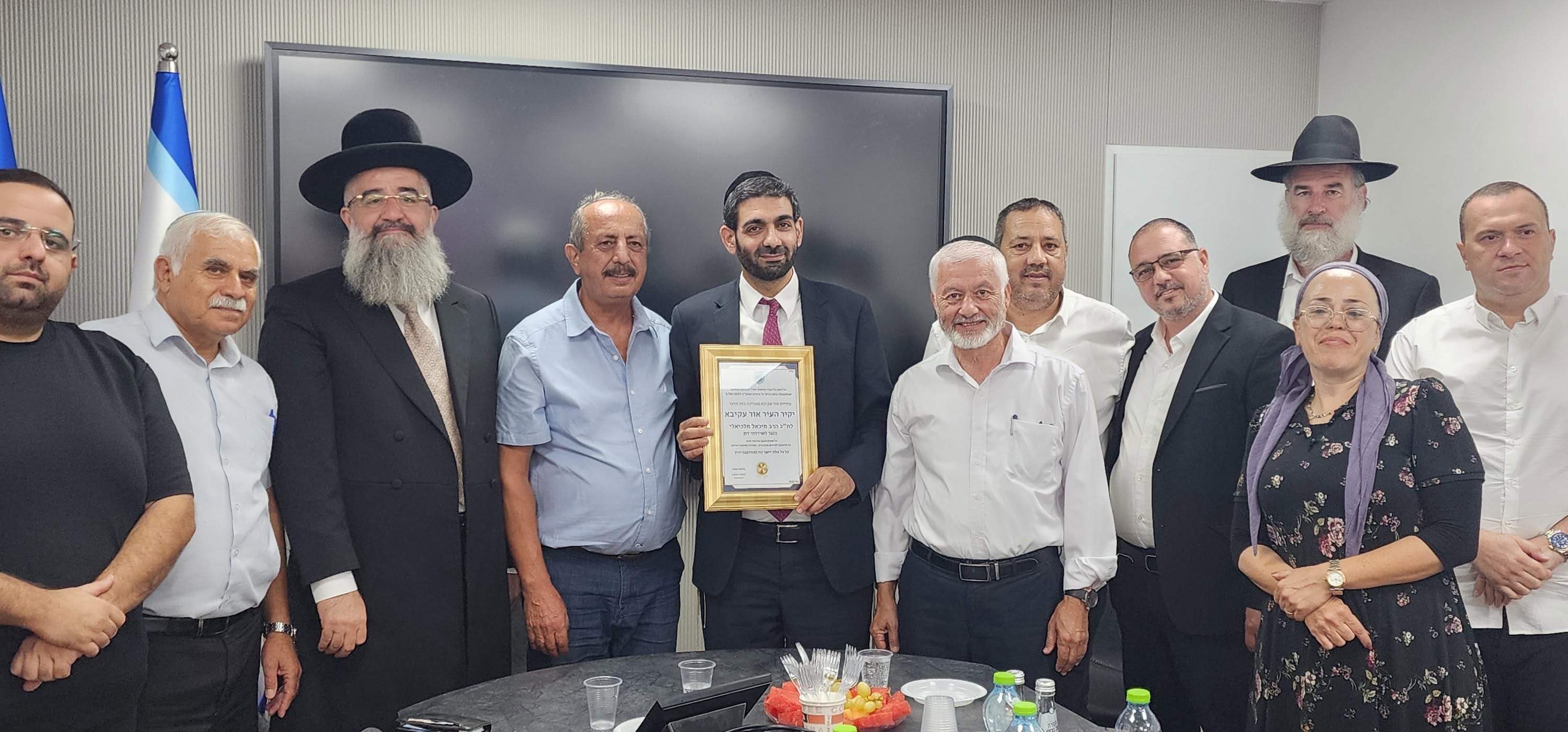 חתום על המכתב נגד החוק אך מסתייג מהכינוי: "לא נכון לקרוא לזה חוק ההשתמטות" יש שם לחוק.