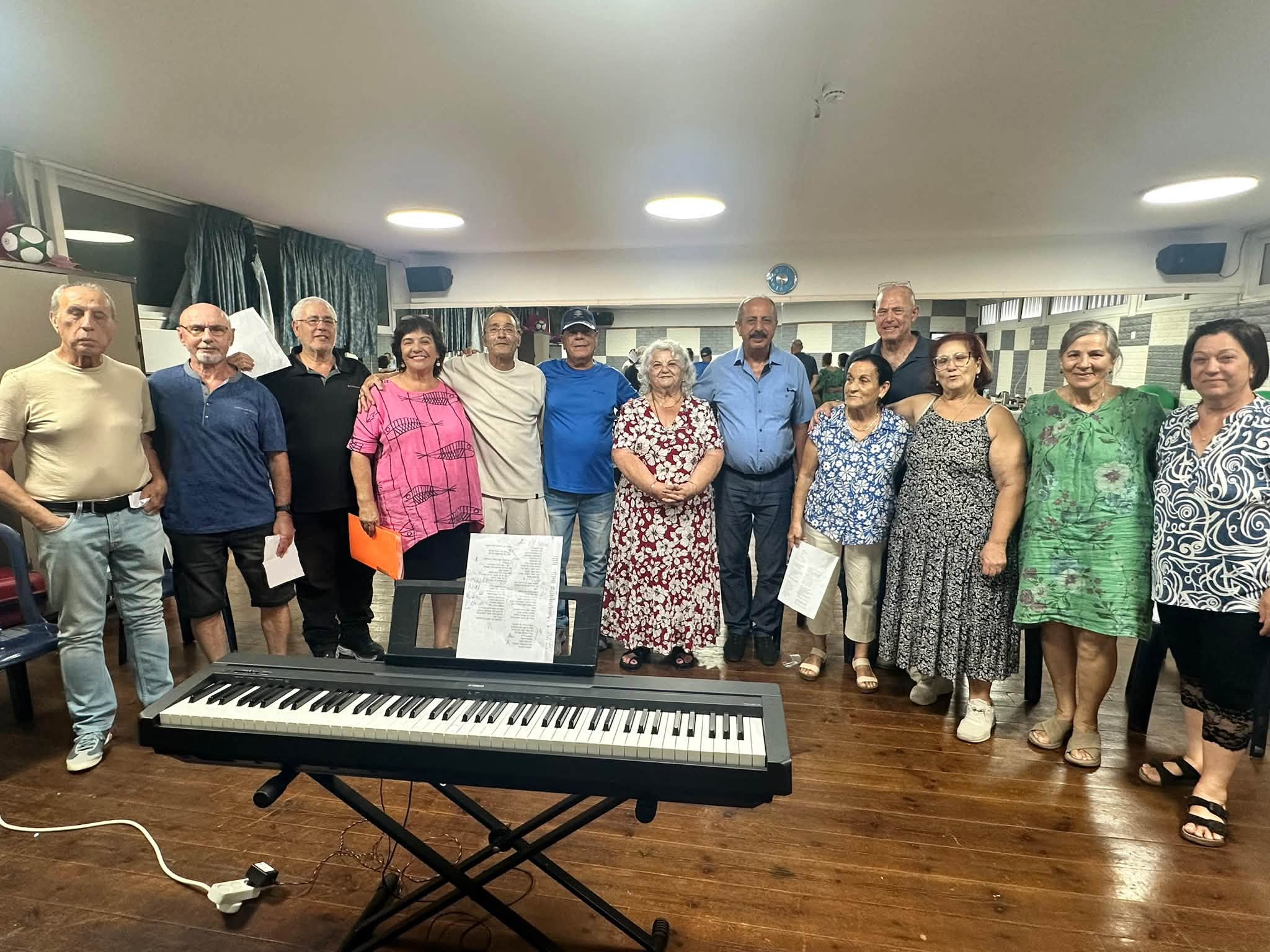 כשהמוזיקה מחברת את העיר: ראש העיר ביקר בחבורת הזמר "אור וזמר"