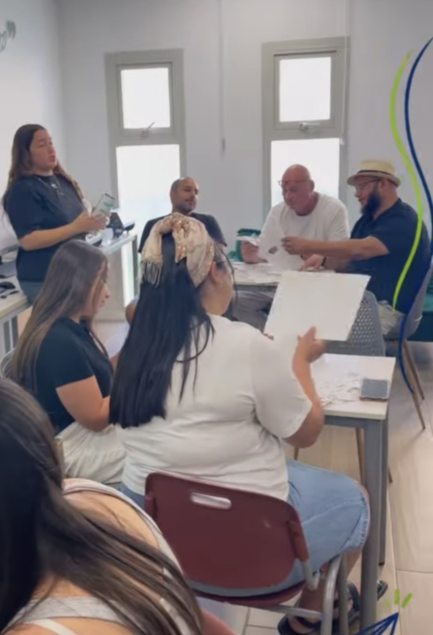 רגע לפני הצלצול: צוות אמי"ת האופק באור עקיבא נערך לפתיחת שנת תשפ״ז